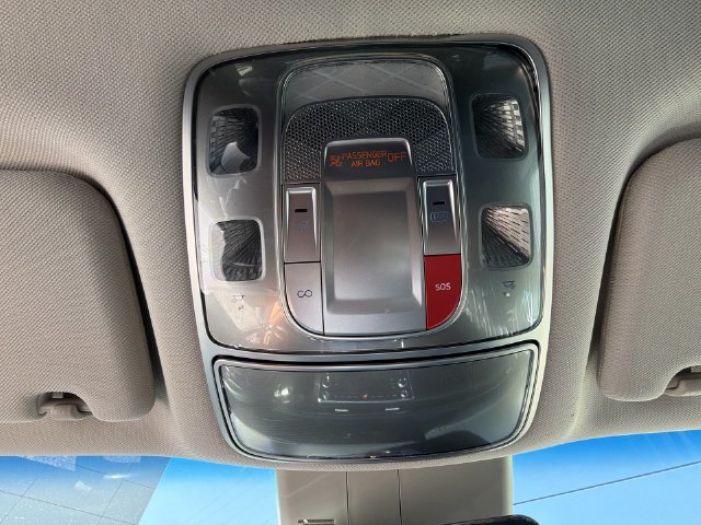 Used 2025 Genesis GV80 2.5T Standard AWD/4WD image 25