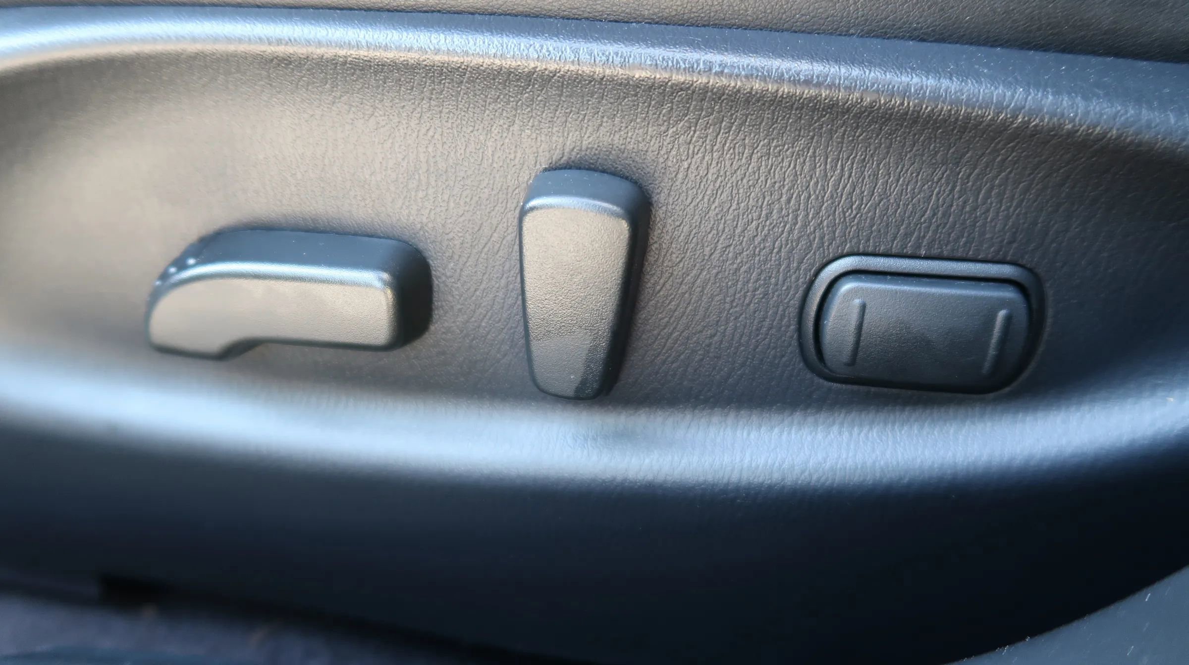 Used 2017 INFINITI Q70 3.7 image 29