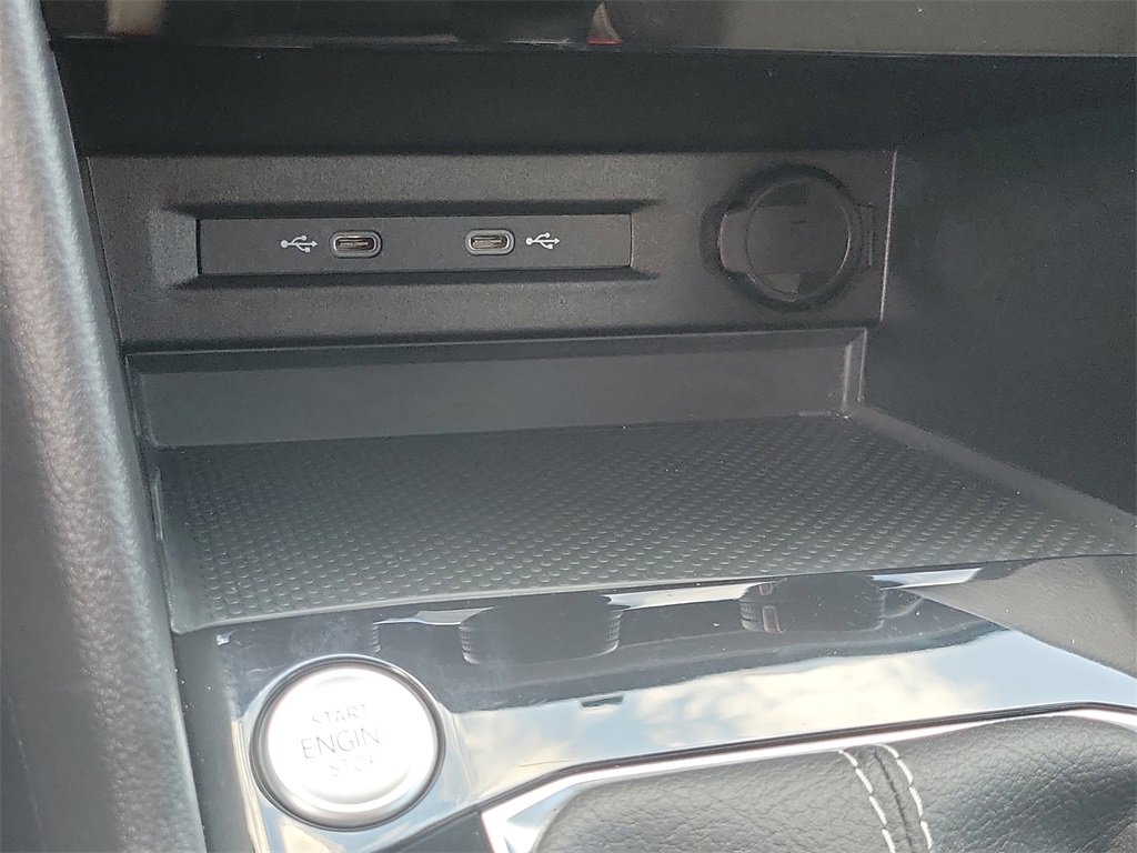 Used 2024 Volkswagen Taos S image 30