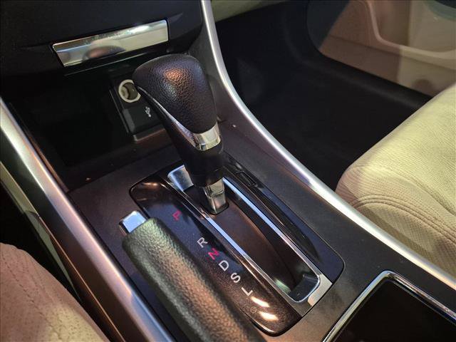 Used 2015 Honda Accord EX image 12