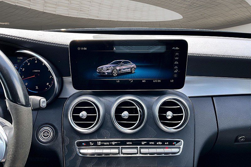 Used 2021 Mercedes-Benz C 300 Sedan image 19