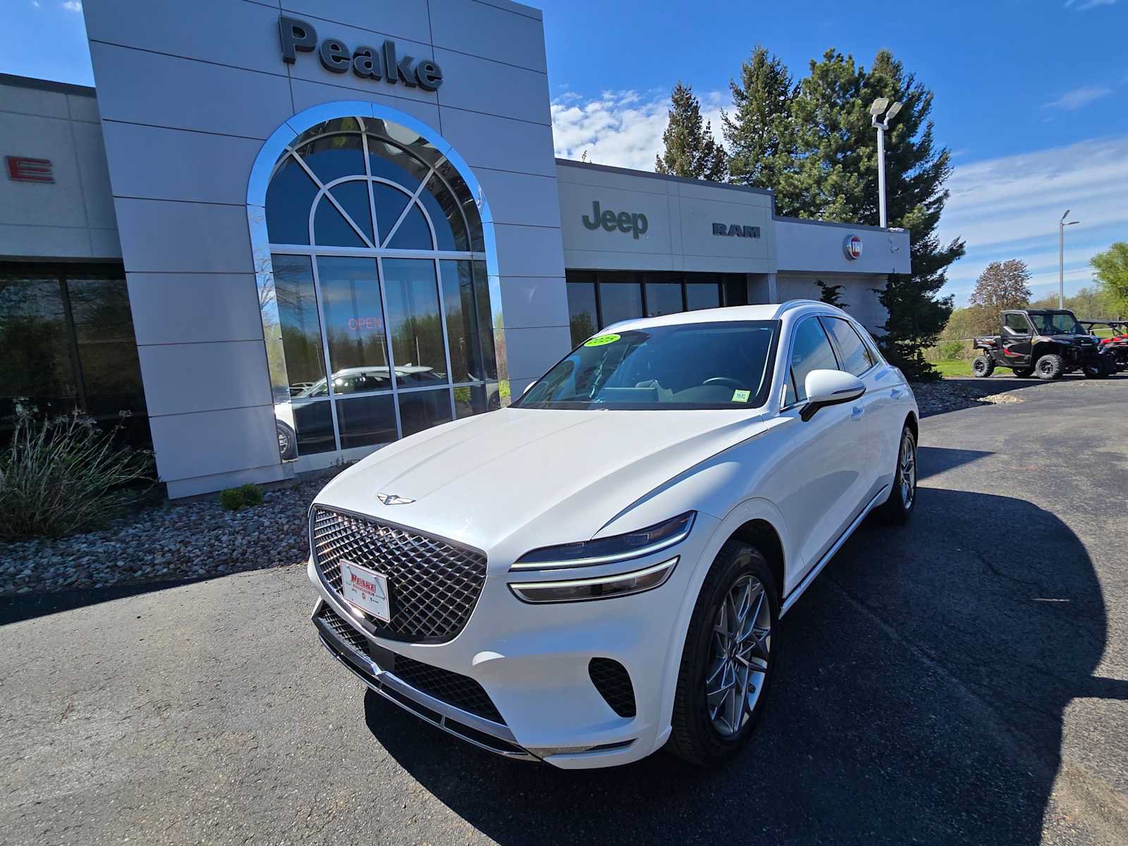 Used 2025 Genesis GV70 2.5T AWD/4WD image 1