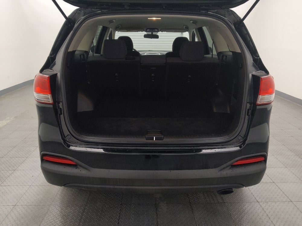 Used 2018 Kia Sorento LX image 29