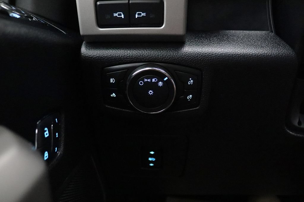 Used 2017 Ford F150 Lariat AWD/4WD image 25
