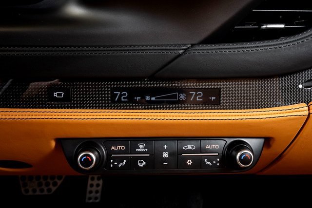 Used 2020 Ferrari F8 Tributo image 37