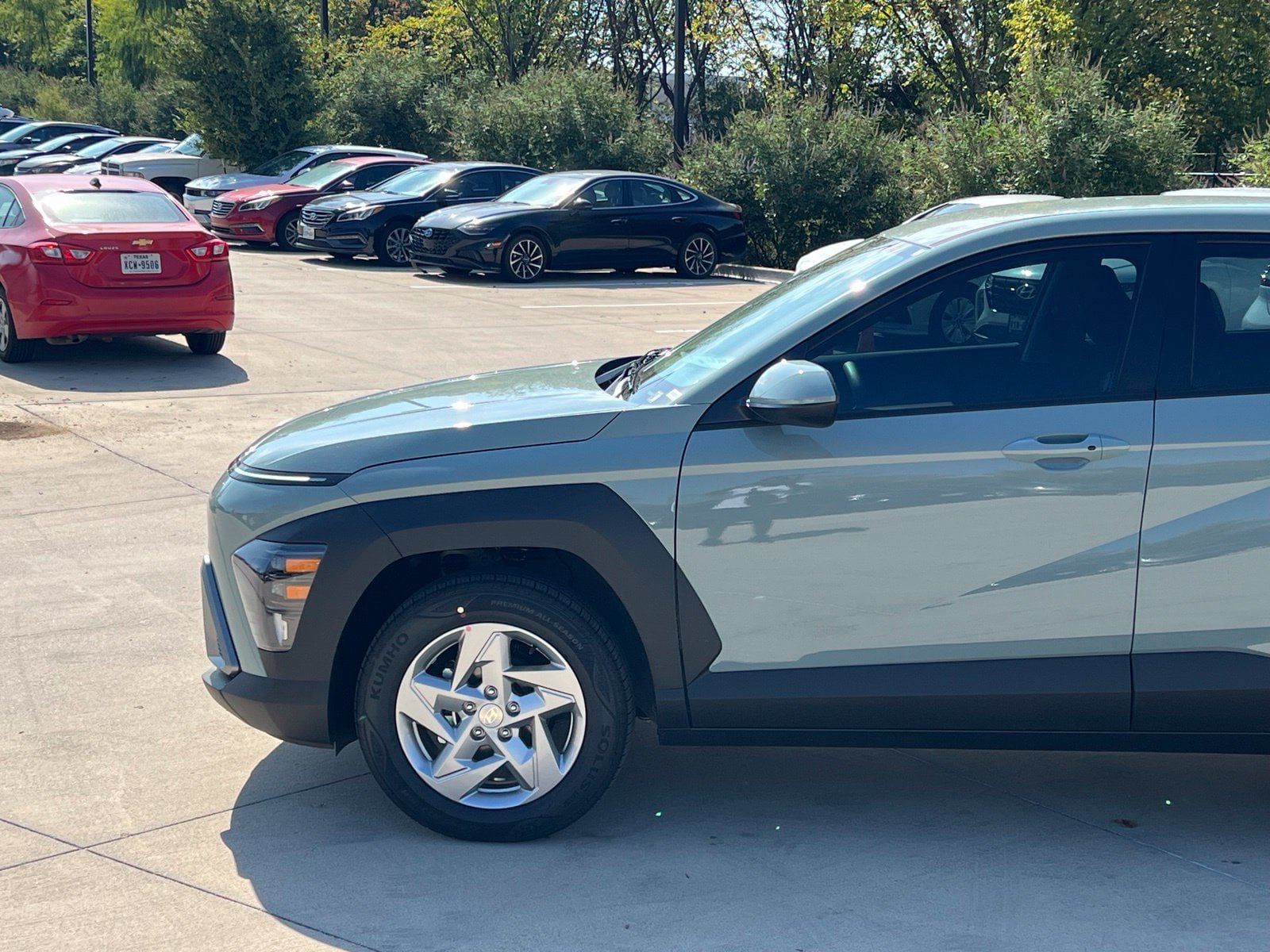 New 2027 Hyundai Kona SE FWD image 7