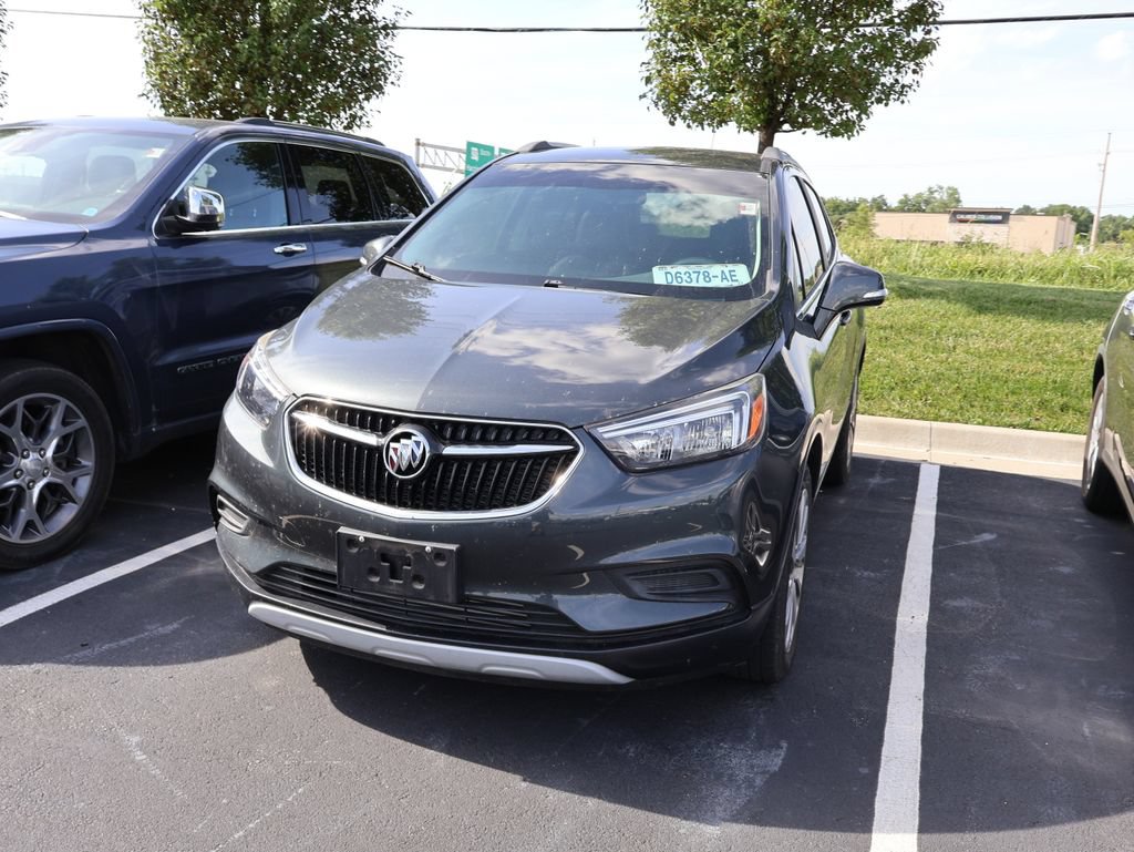 Used 2018 Buick Encore Preferred FWD image 1