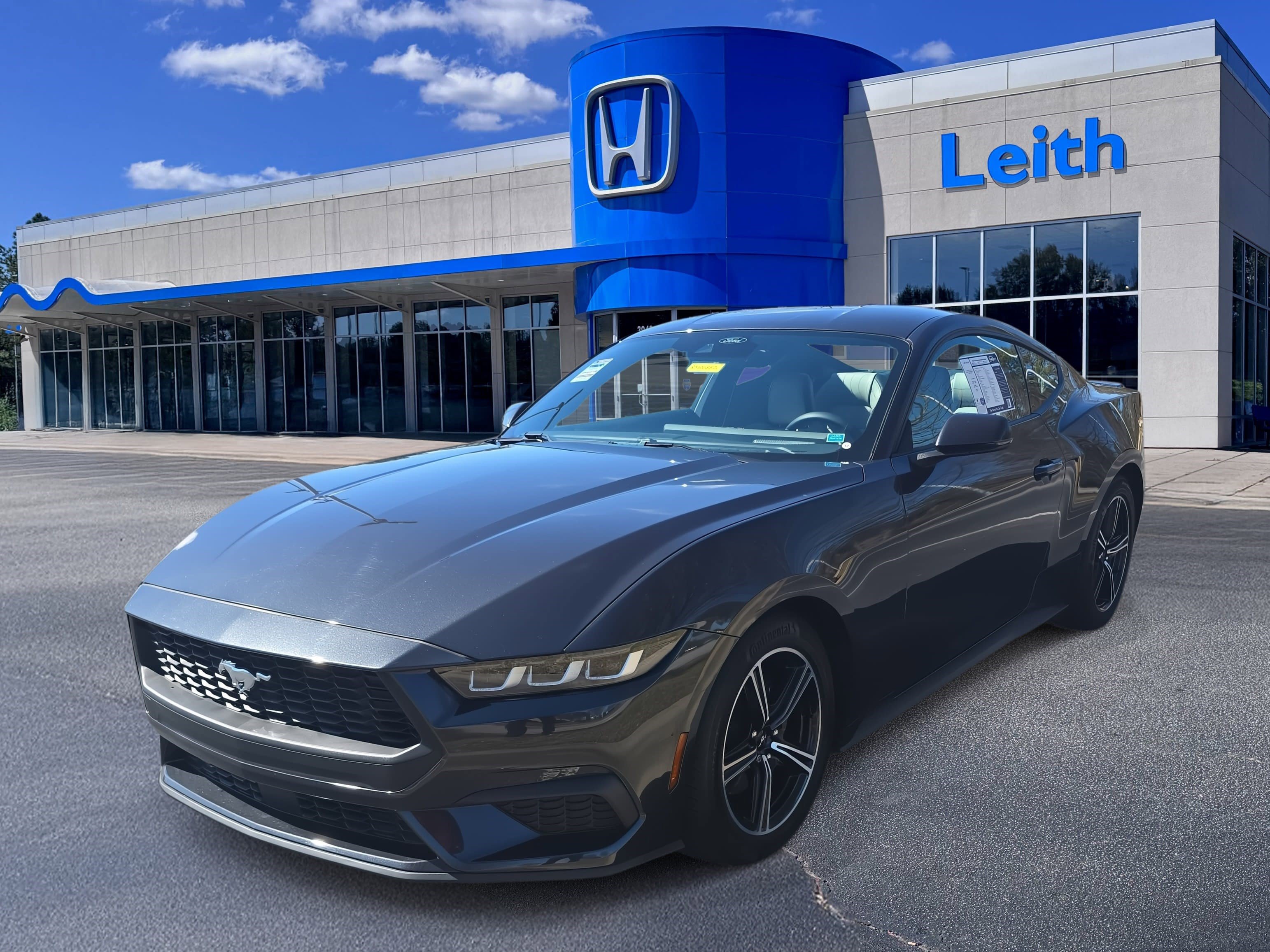 Used 2024 Ford Mustang Premium image 1