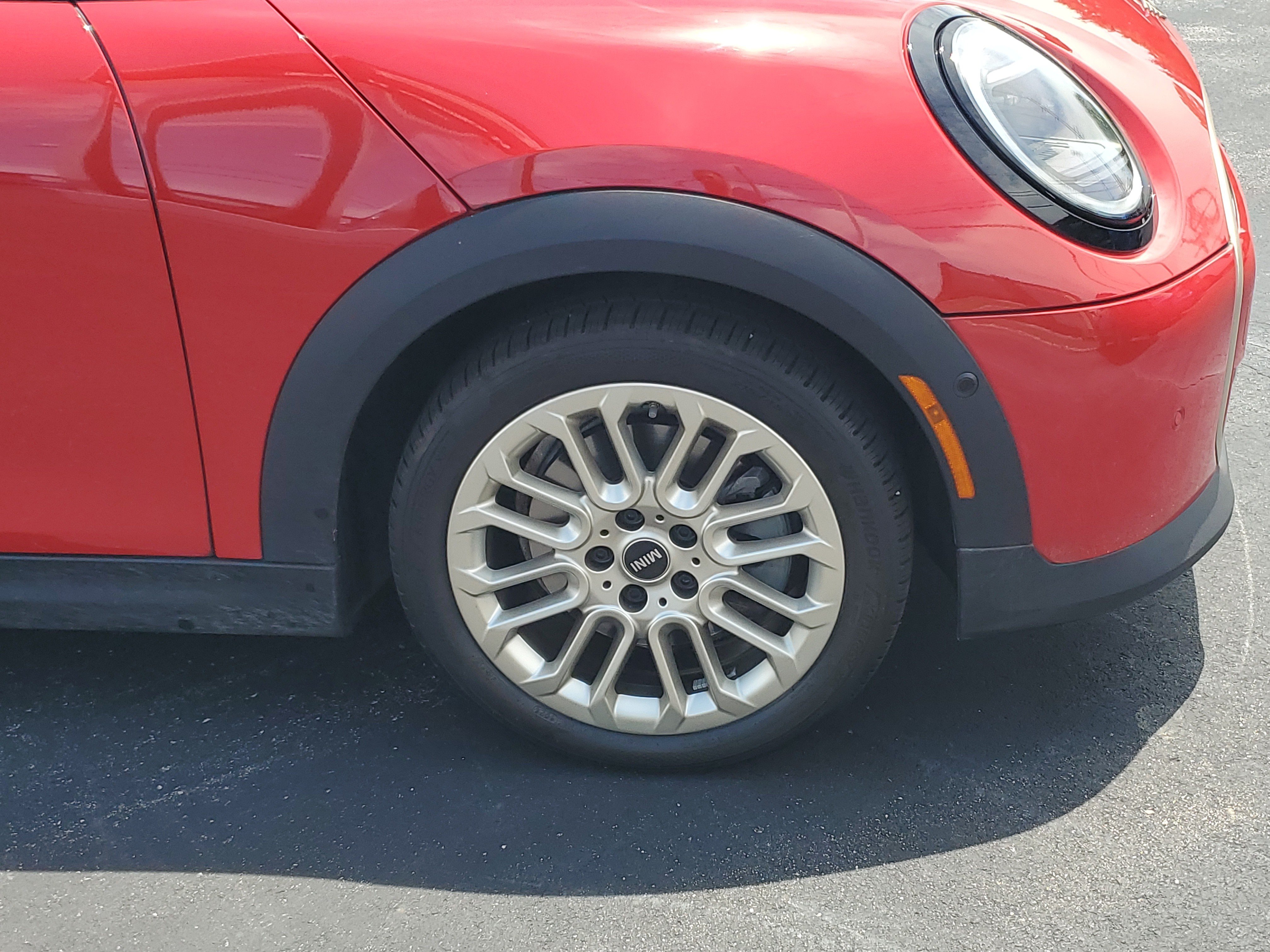 Used 2025 MINI Cooper S FWD image 5