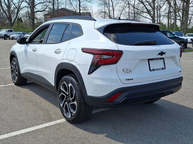 New 2026 Chevrolet Trax RS w/ Driver Confidence Package FWD image 11