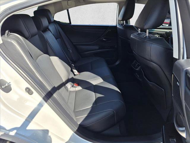 Used 2023 Lexus ES 350 w/ Premium Package FWD image 18