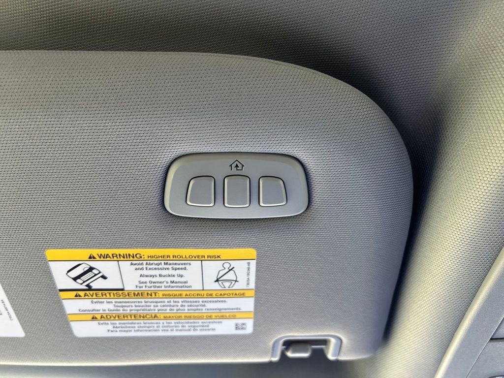 New 2026 Ford F250 Lariat w/ Chrome Package image 22