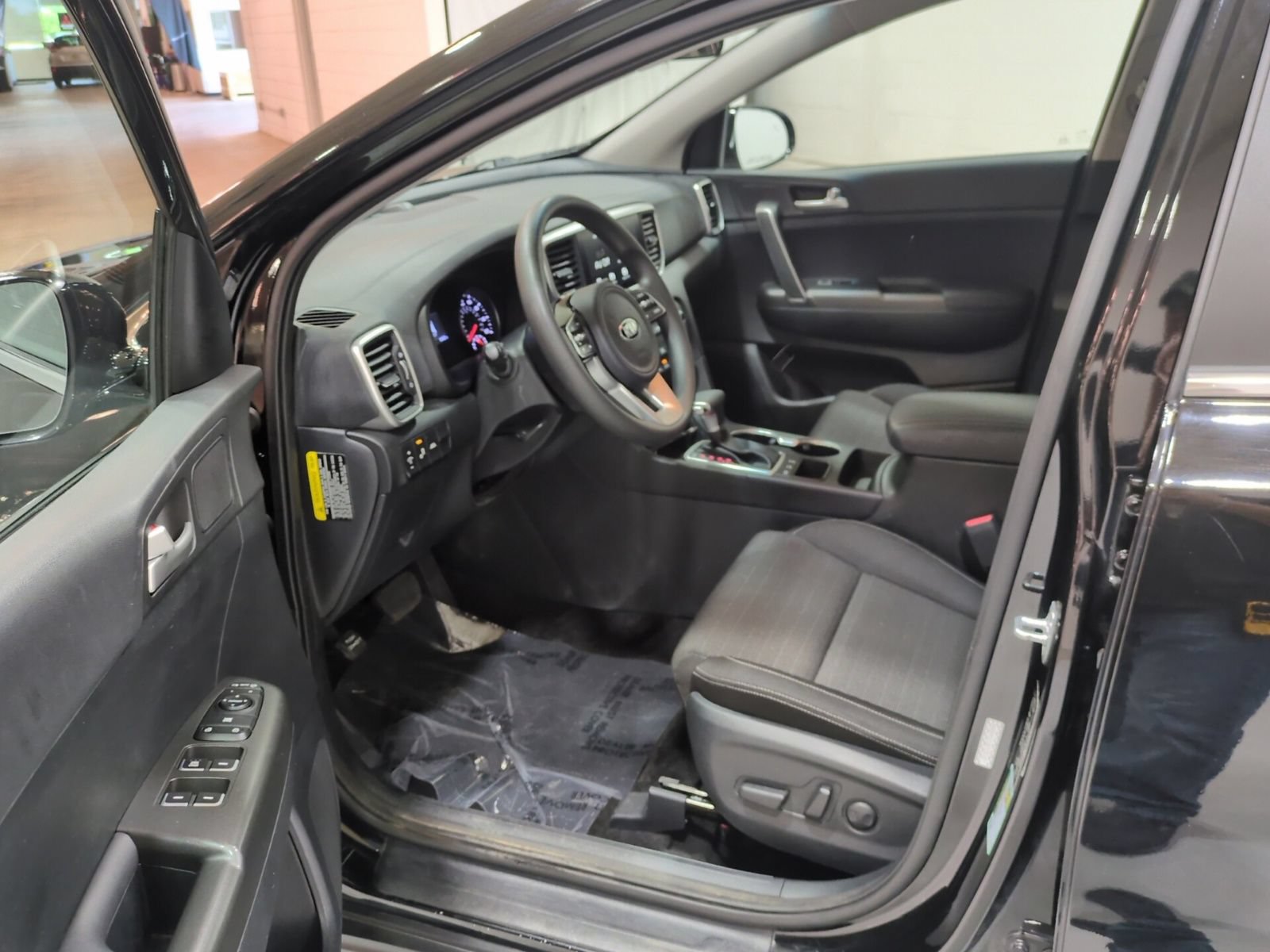 Used 2022 Kia Sportage LX w/ LX AWD Value Edition Package image 15