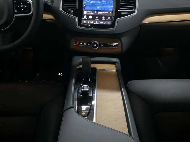 Used 2025 Volvo XC90 T8 Plus w/ Protection Package Premier AWD/4WD image 15