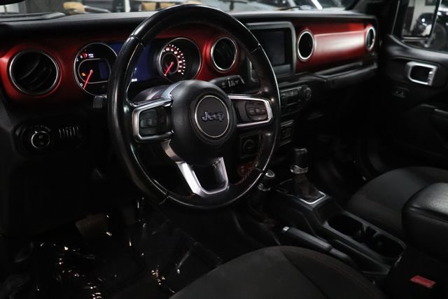 Used 2020 Jeep Gladiator Rubicon AWD/4WD image 10