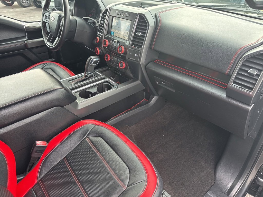 Used 2018 Ford F150 Lariat image 31