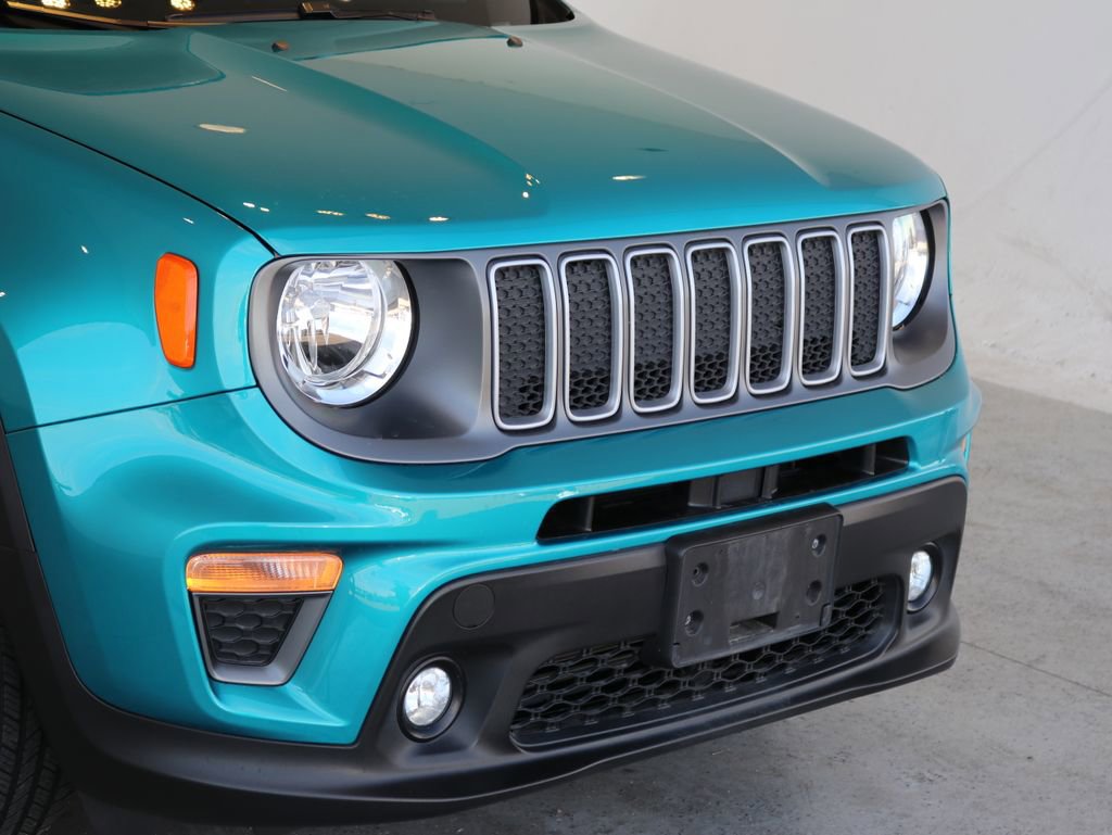 Used 2022 Jeep Renegade Limited w/ Sun, Sound & Wheels Group AWD/4WD image 12