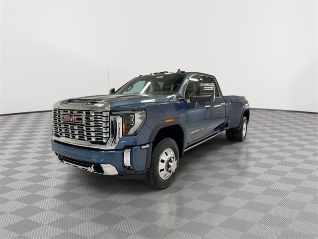 New 2026 GMC Sierra 3500 Denali w/ Denali Reserve Package image 5