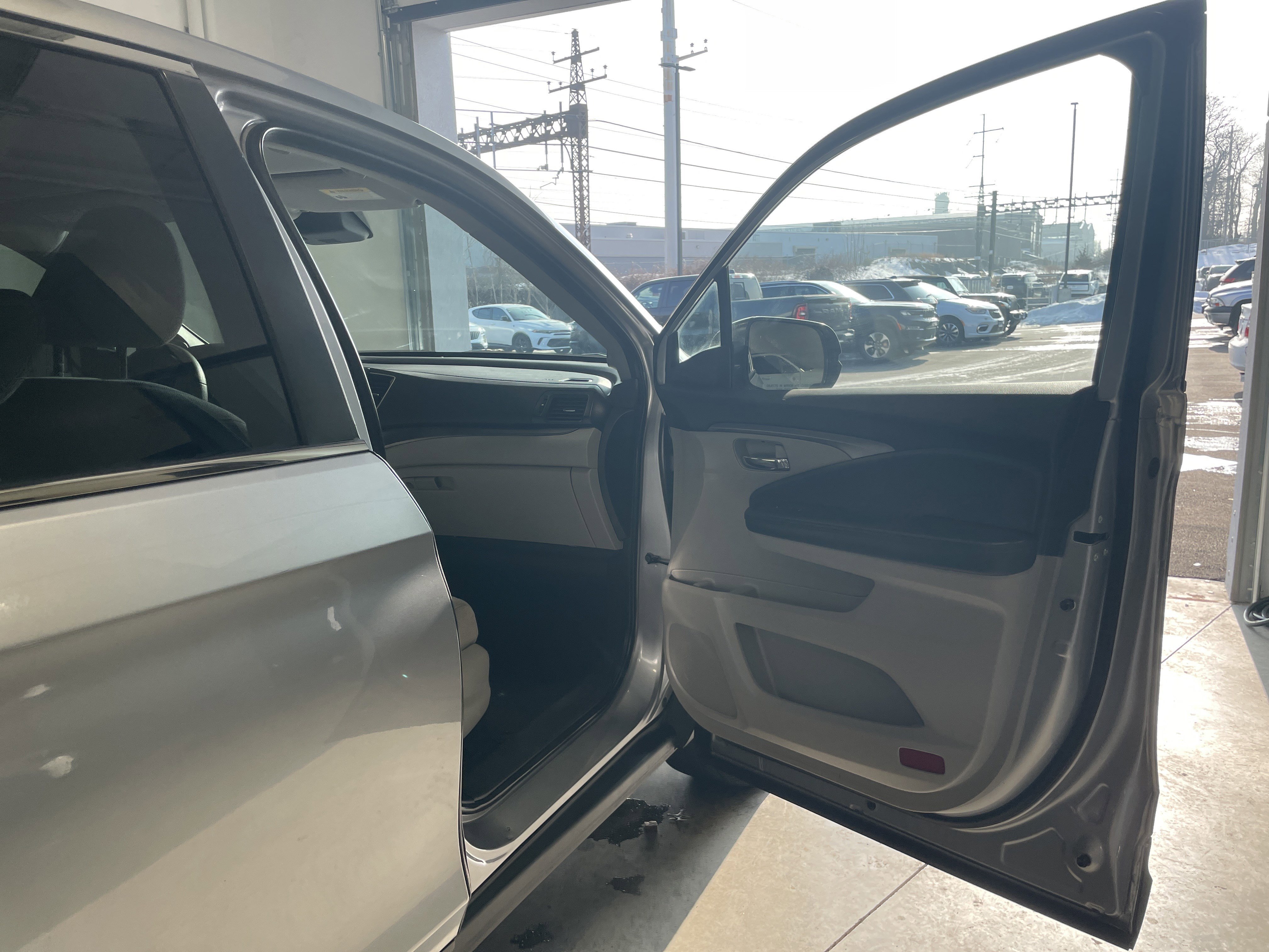 Used 2021 Honda Pilot EX image 7