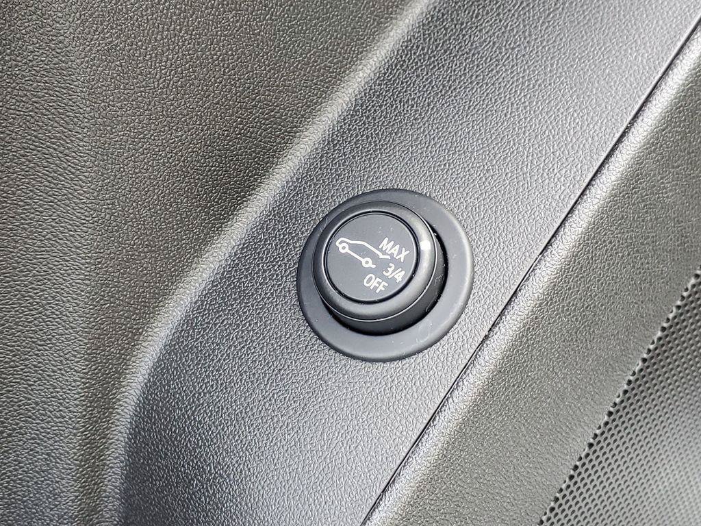 Used 2024 Chevrolet Equinox LT w/ LPO, Floor Liner Package FWD image 22