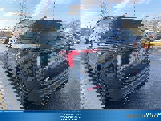 Certified 2025 Ford Explorer ST image 6