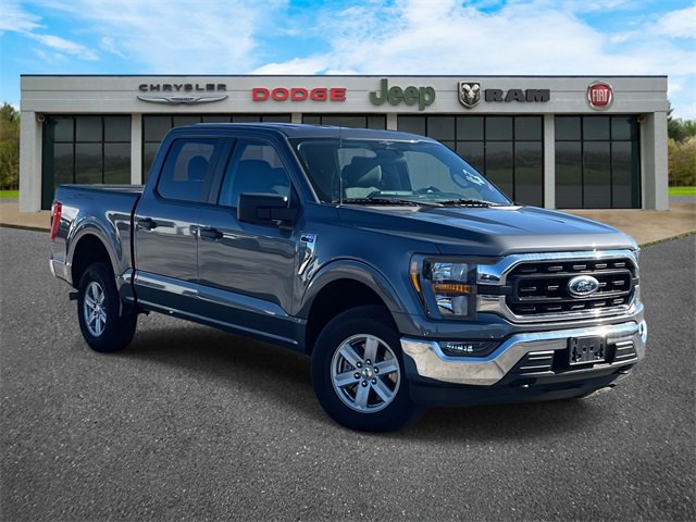 Used 2023 Ford F150 XLT image 2