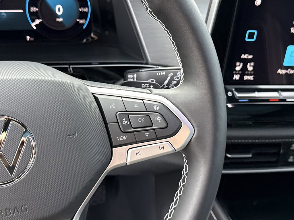 New 2026 Volkswagen Atlas Cross Sport SE image 28