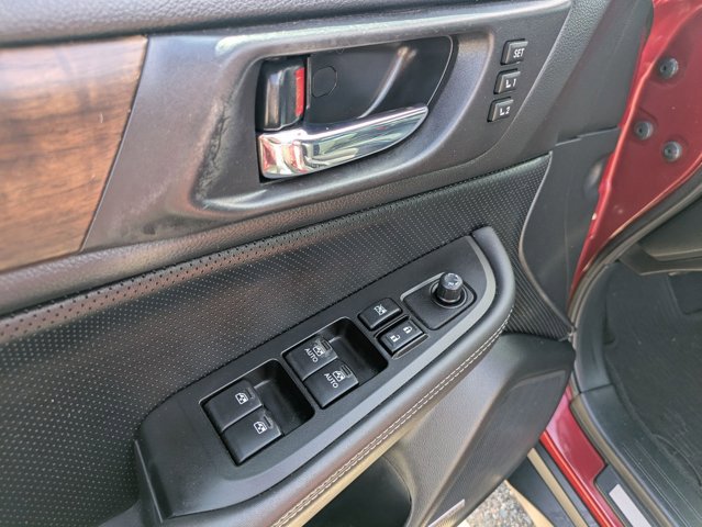 Used 2015 Subaru Outback 2.5i Limited w/ Popular Package #4 image 12