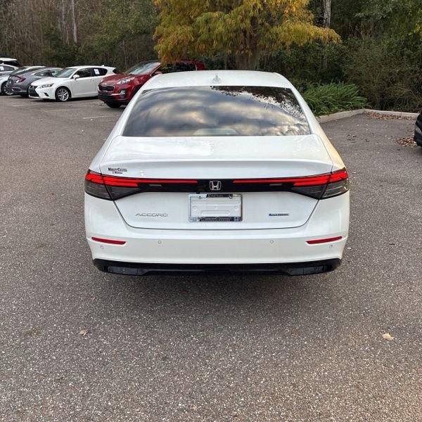 Used 2025 Honda Accord EX-L image 4