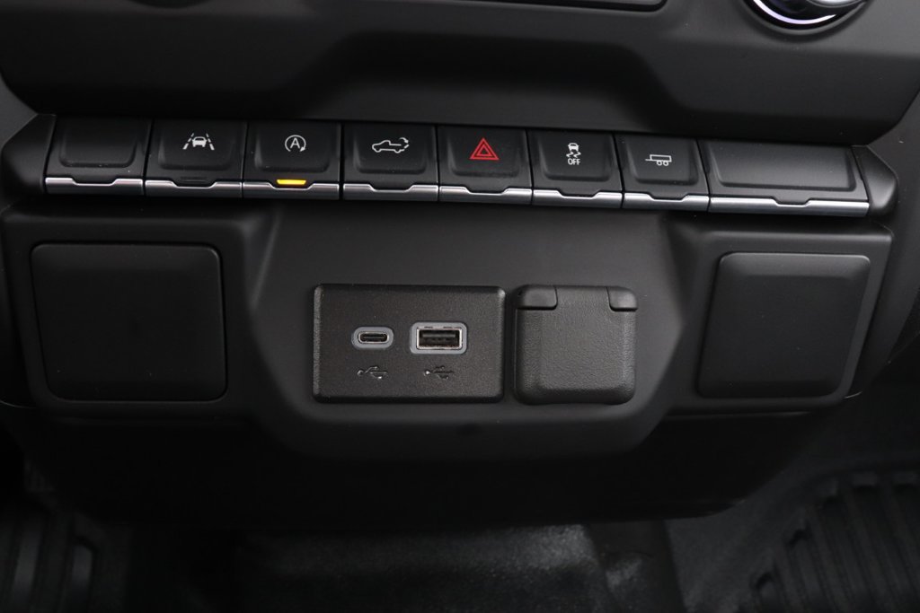 Used 2025 Chevrolet Silverado 1500 W/T RWD image 16