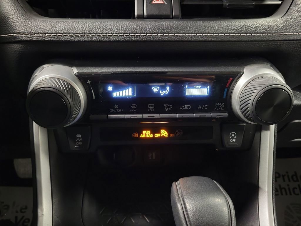 Used 2024 Toyota RAV4 LE image 17