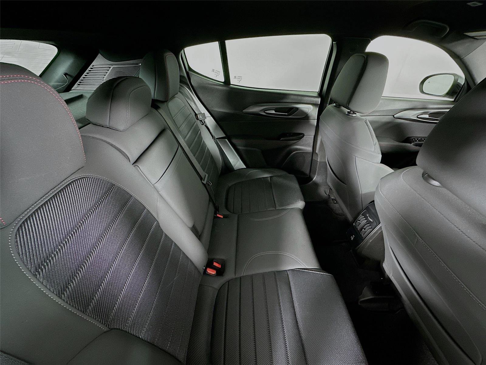 Used 2024 Dodge Hornet R/T w/ R/T Blacktop Package image 25