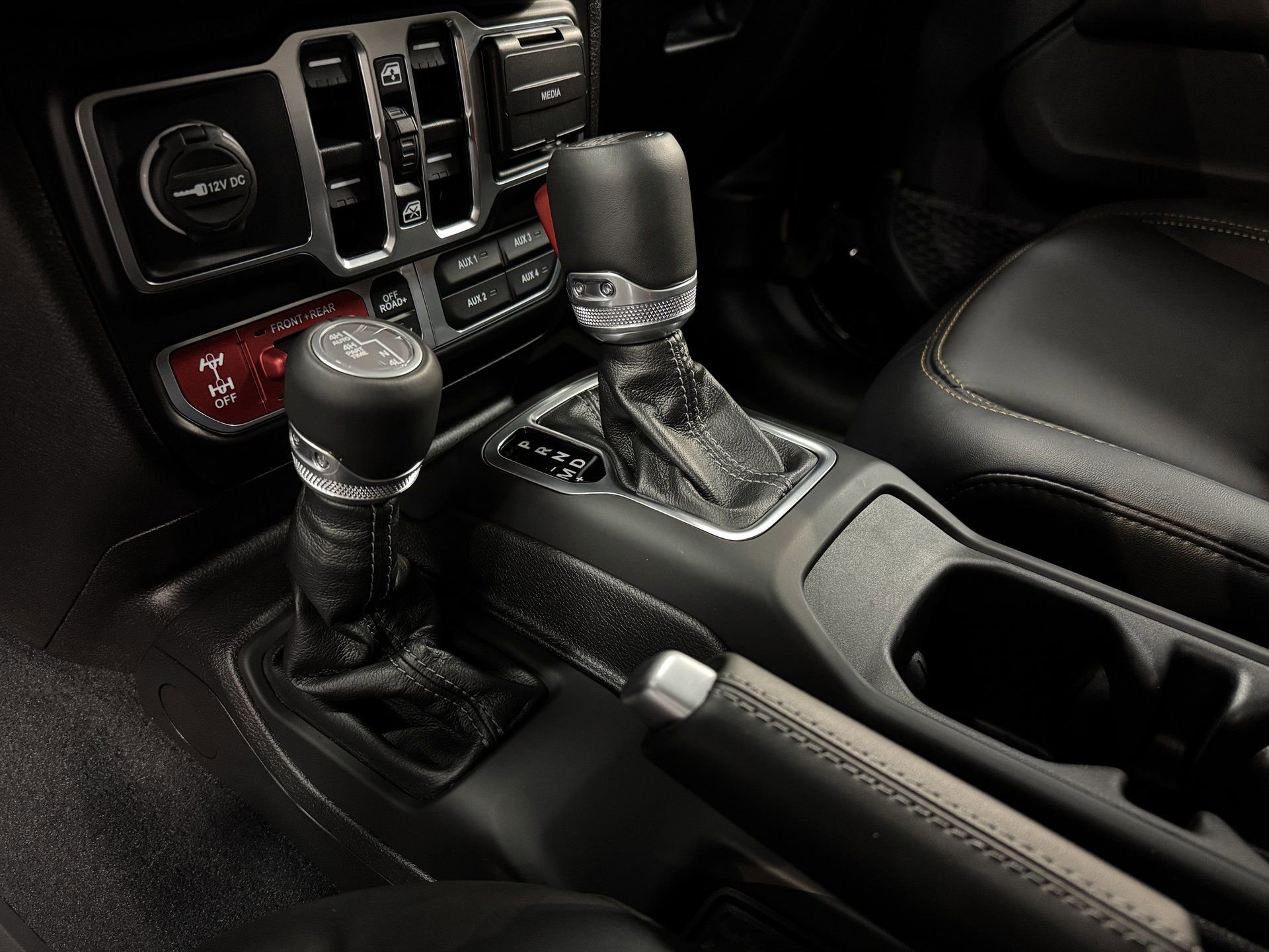 Used 2024 Jeep Wrangler Unlimited Rubicon 392 image 48