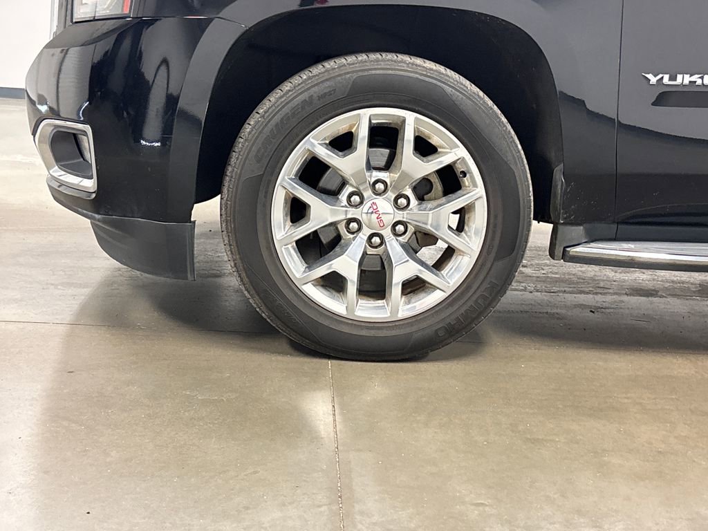 Used 2017 GMC Yukon SLT w/ Open Road Package image 11