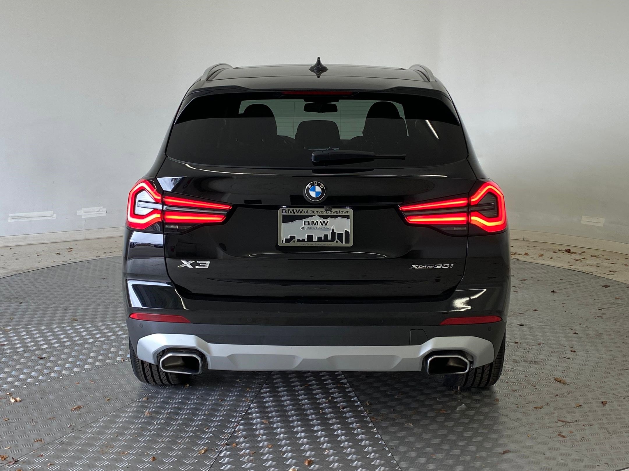 Certified 2022 BMW X3 xDrive30i w/ Convenience Package image 9