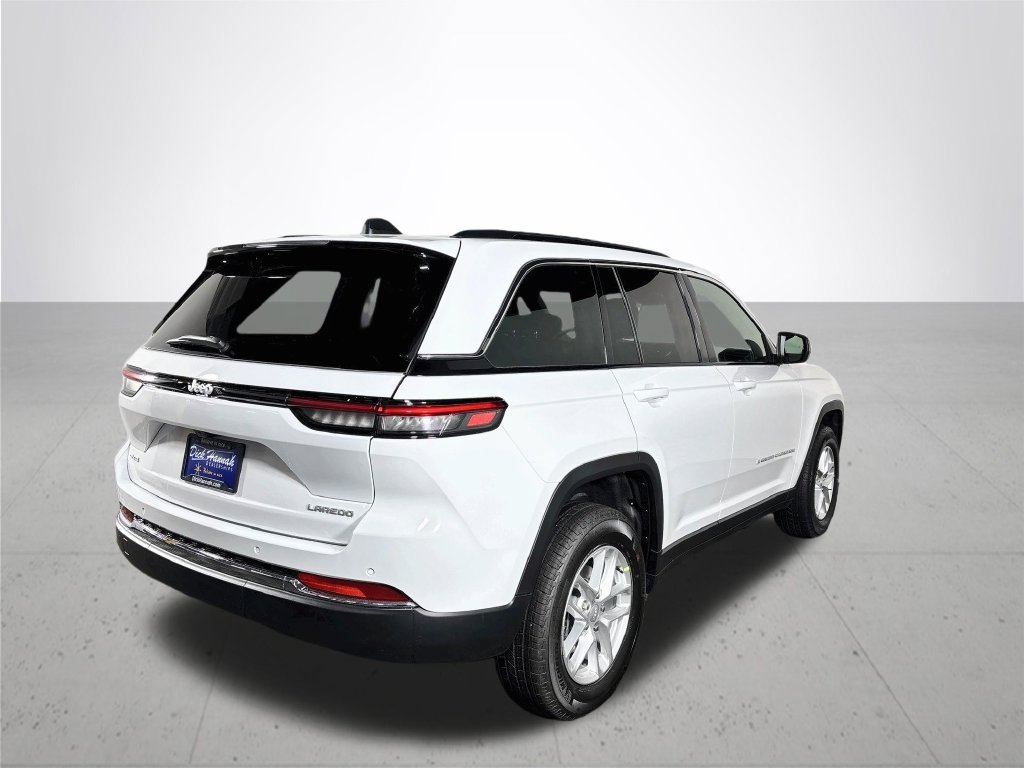 New 2026 Jeep Grand Cherokee Laredo X AWD/4WD image 6