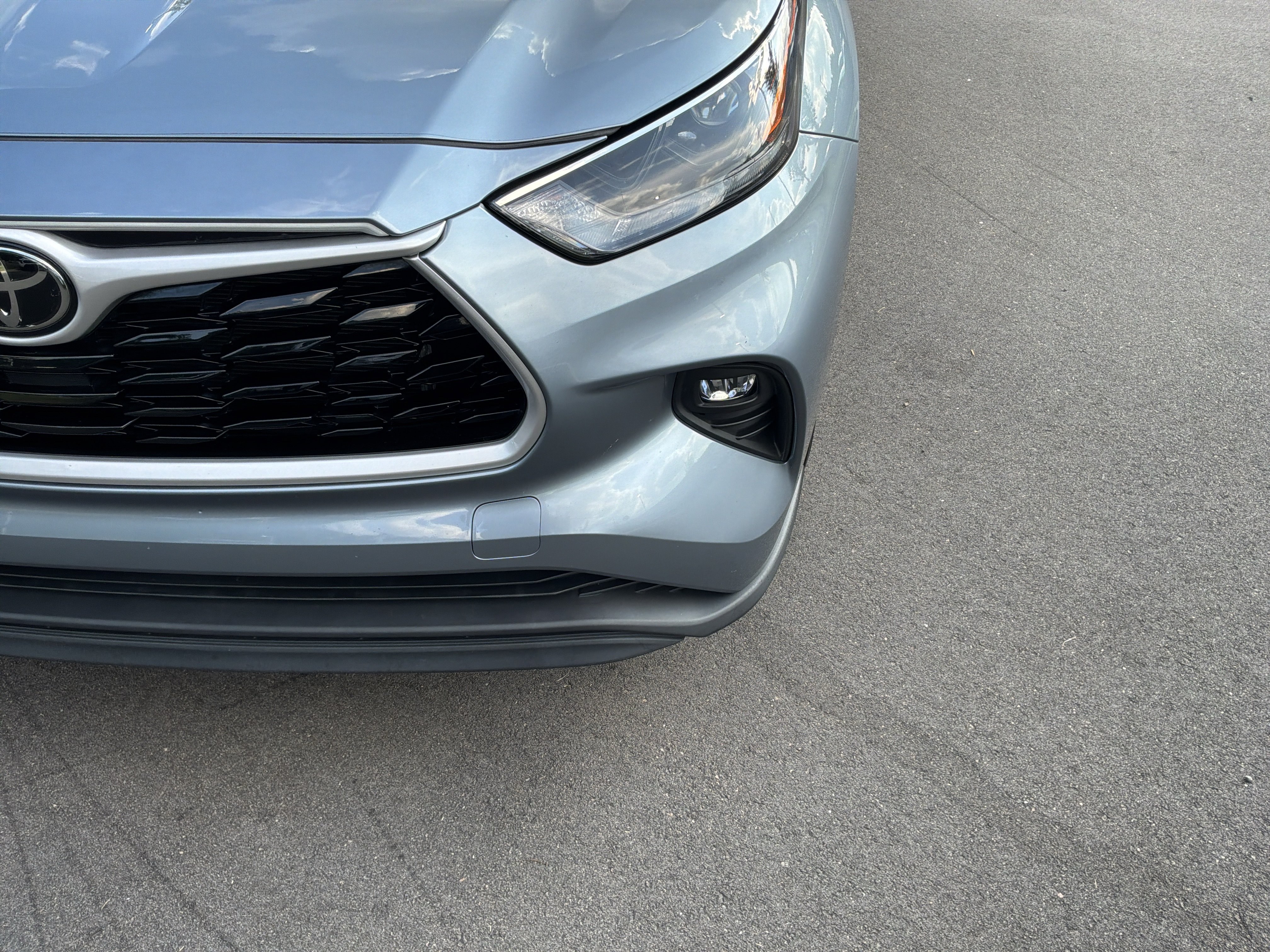 Used 2022 Toyota Highlander XLE FWD image 6