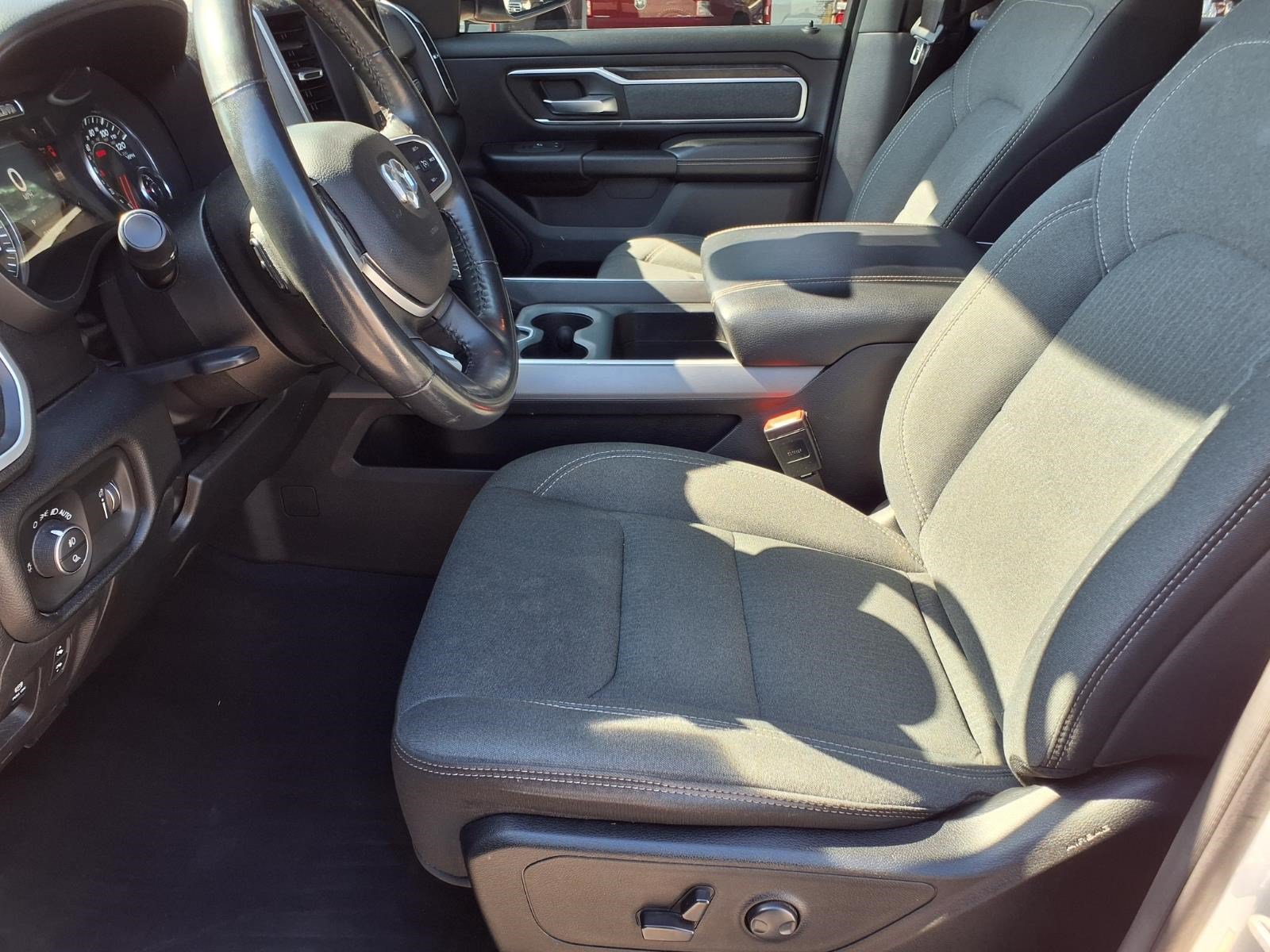 Used 2022 RAM 1500 Big Horn AWD/4WD image 13
