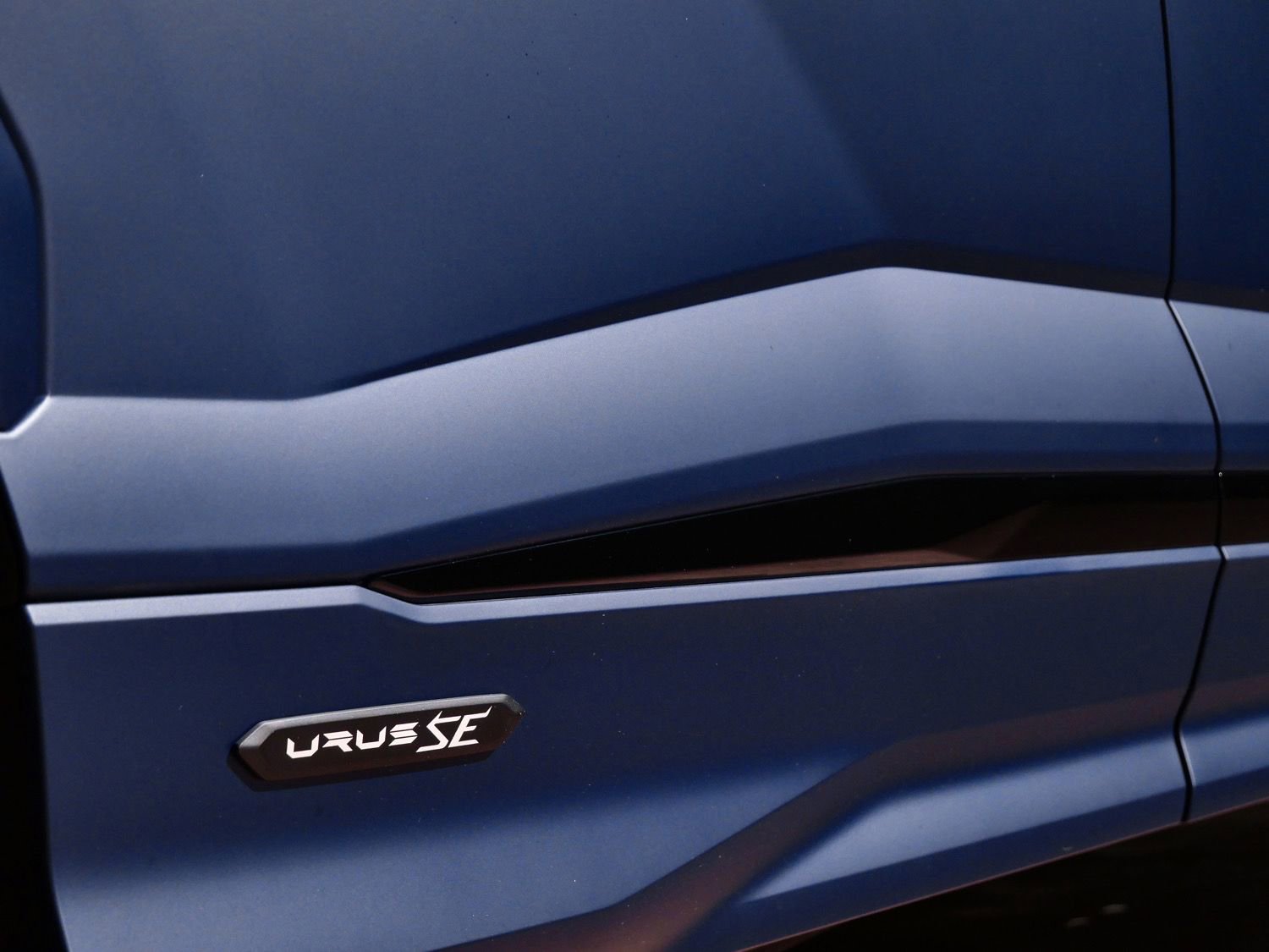 Used 2025 Lamborghini Urus SE image 10