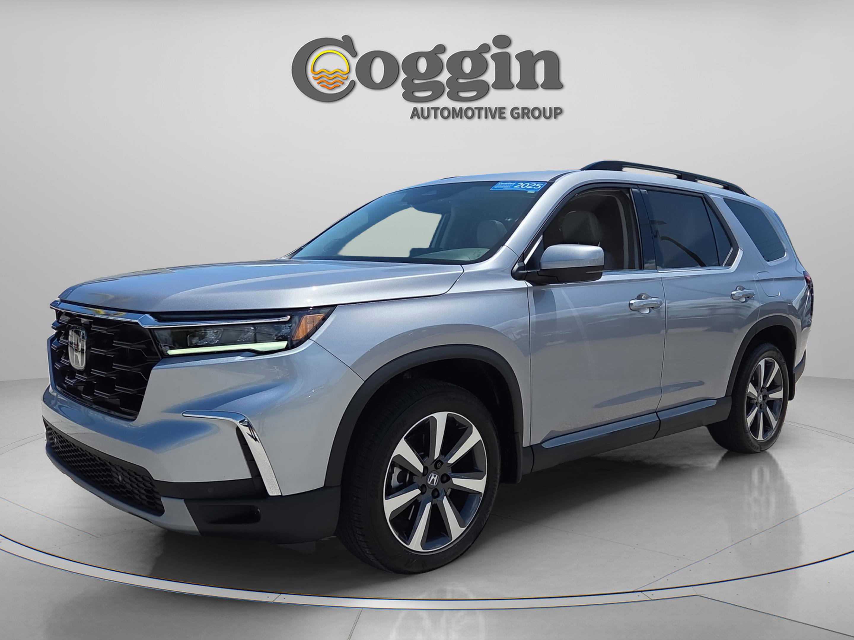 Used 2025 Honda Pilot Touring