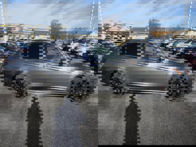 Used 2012 Honda Accord LX image 2