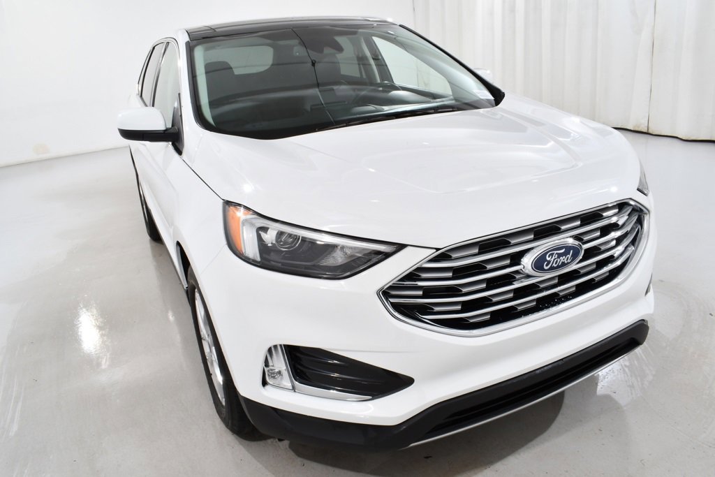 Used 2022 Ford Edge SEL w/ Convenience Package image 4