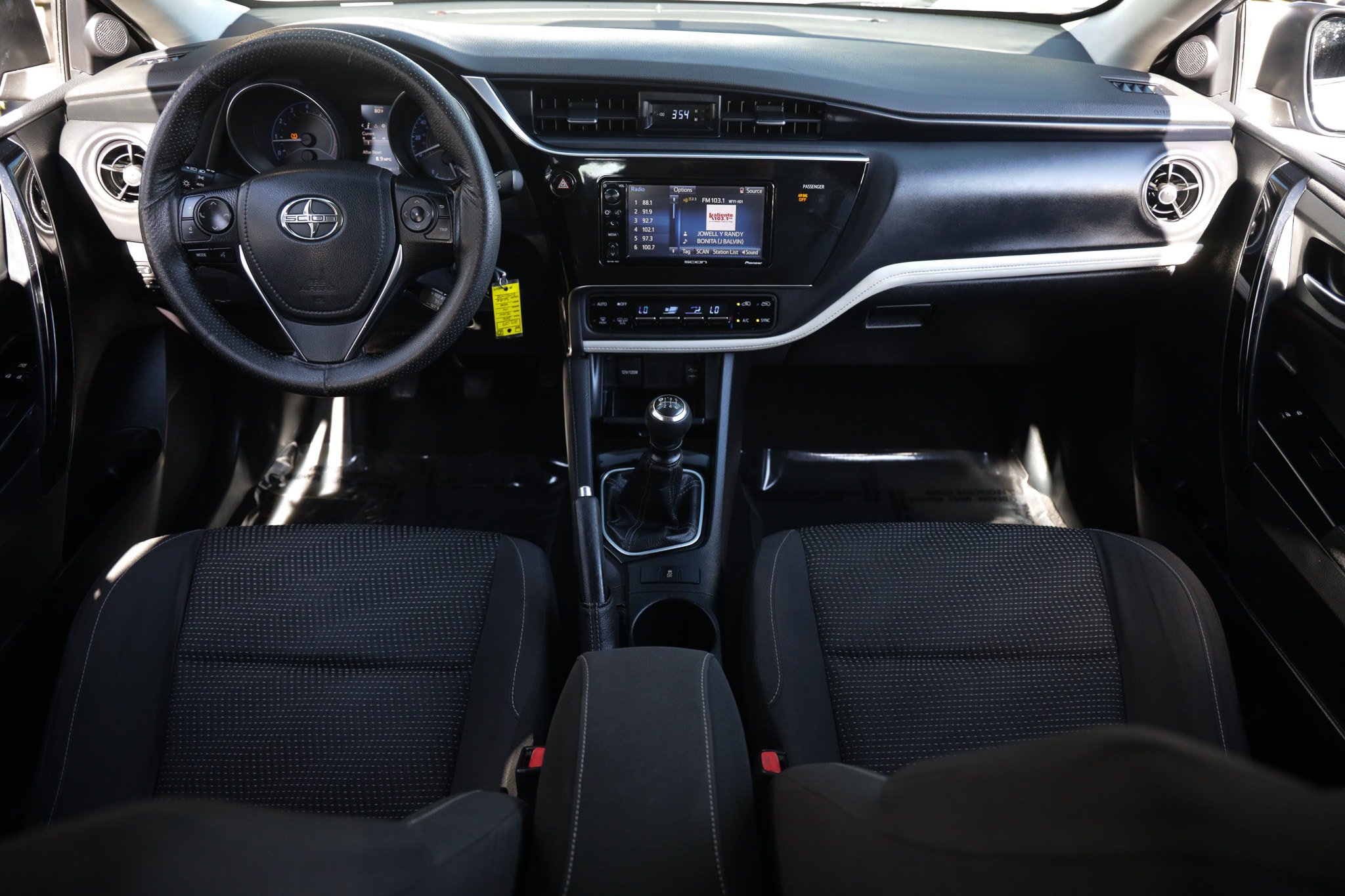 Used 2016 Scion iM FWD image 2