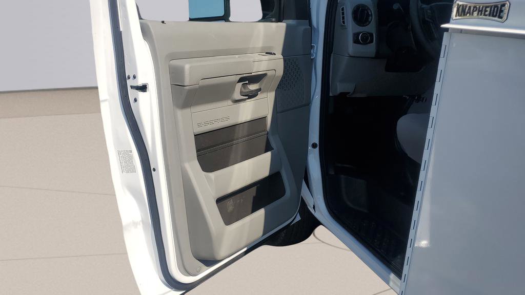 New 2026 Ford E-450 and Econoline 450 Super Duty w/ Power Equipment Group image 18