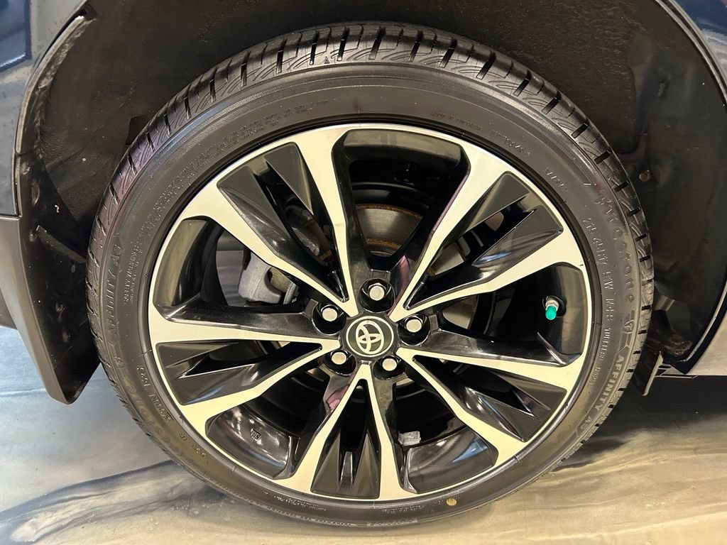 Used 2017 Toyota Corolla XSE w/ Carpet Mat Package (TMS) FWD image 21