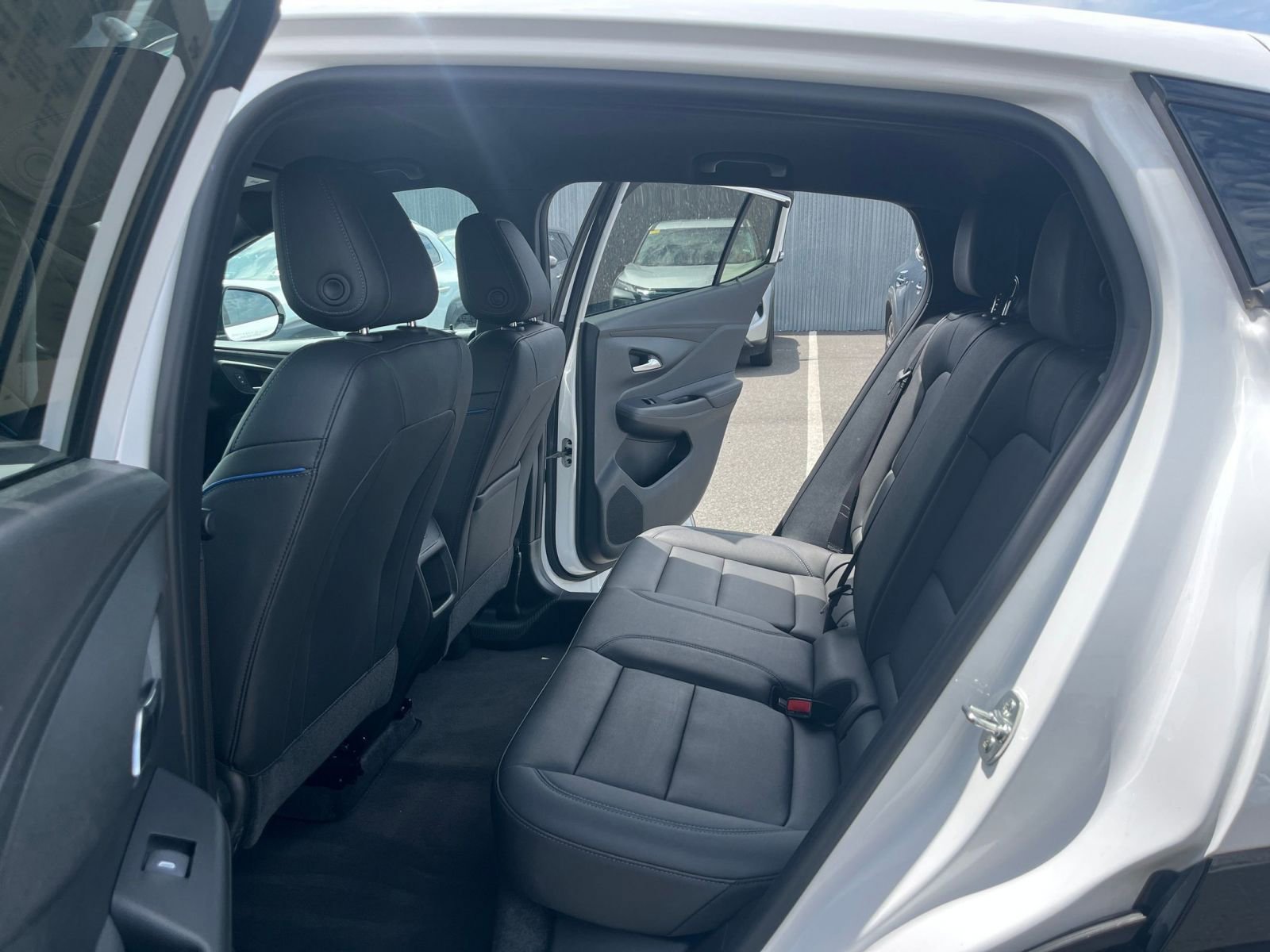 Used 2025 Buick Envista Sport Touring FWD image 26