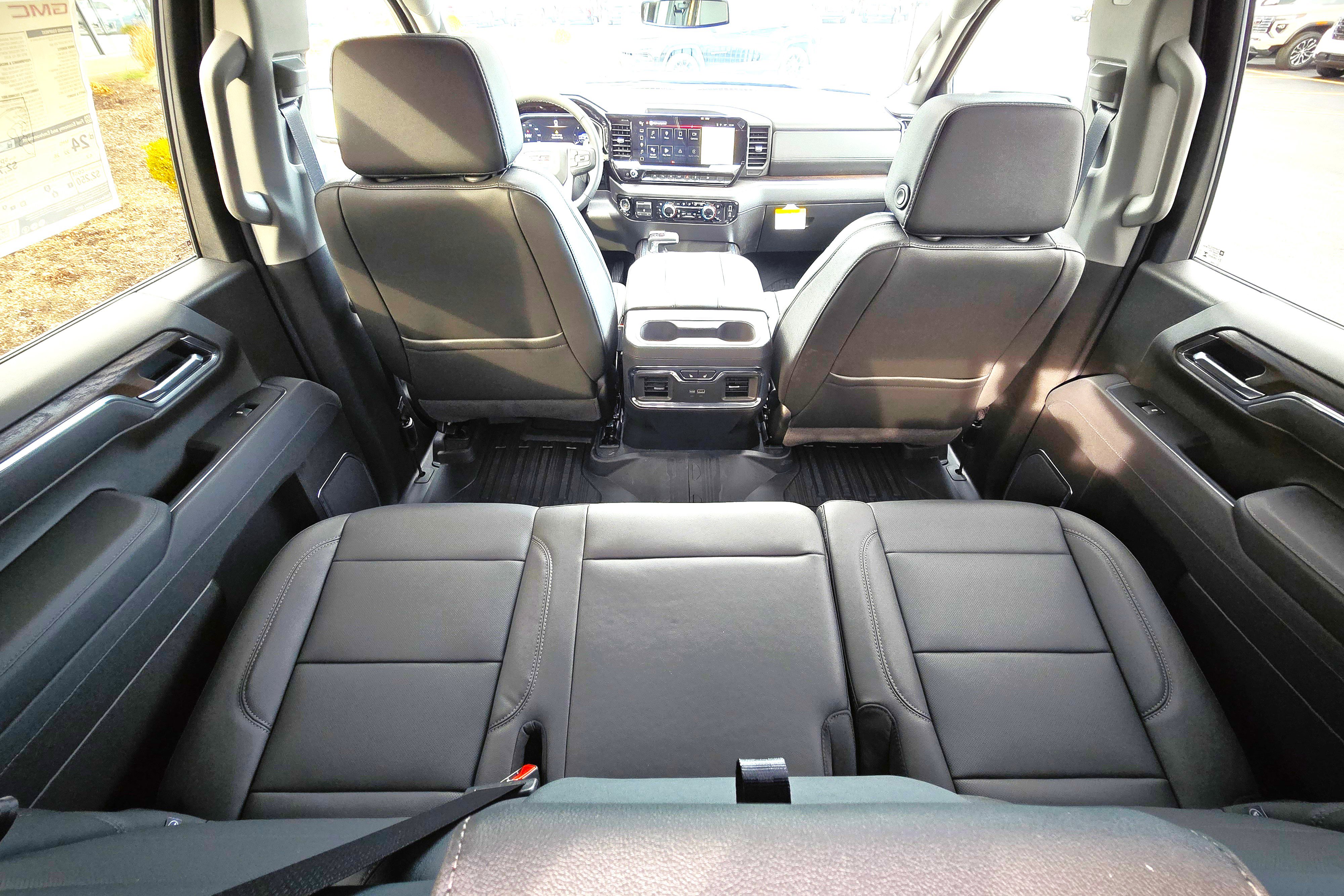 New 2026 GMC Sierra 1500 SLT w/ SLT Premium Plus Package image 19