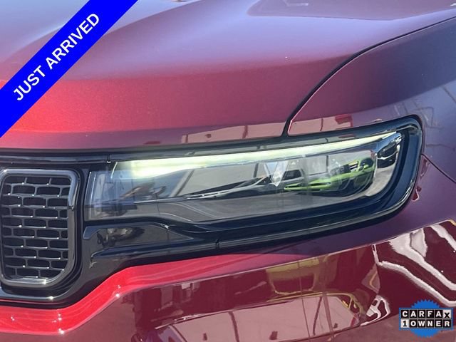Certified 2024 Jeep Wagoneer Series II w/ Convenience Group I RWD image 10
