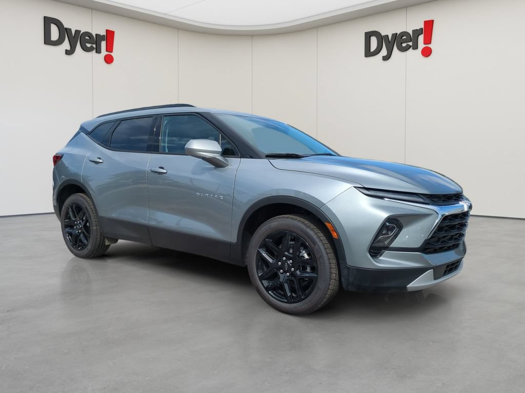 New 2026 Chevrolet Blazer LT w/ Convenience Package FWD image 2