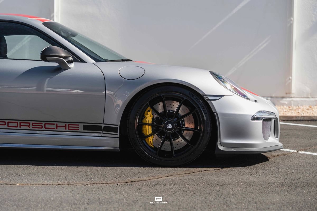 Used 2016 Porsche 911 R RWD image 5